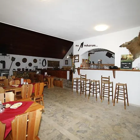 Rekreacni Areal Adamec Holiday park 2*