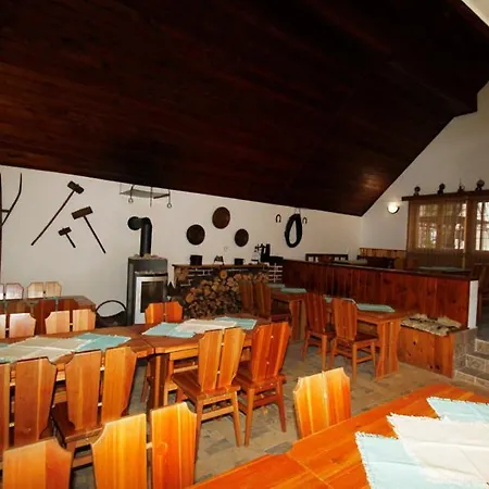 Rekreacni Areal Adamec Holiday park 2*